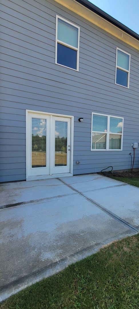 Photo - 23 Berryville Dr