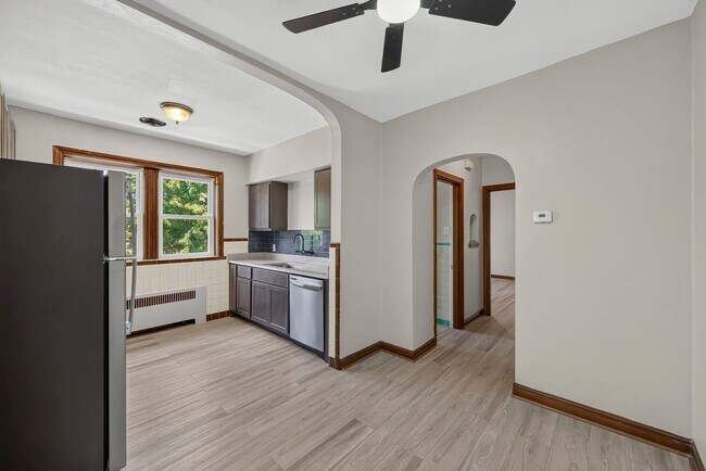 3969 Fillmore St Unit 2F