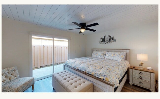 Photo - 786 queens grant