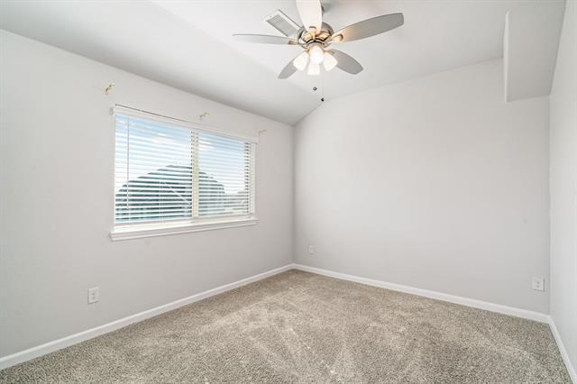 Photo - 812 Roxby Ct