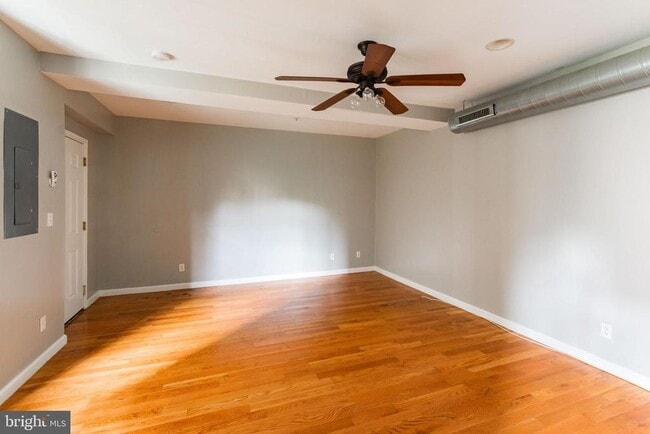 Photo - 1909 Green St Unit 2N