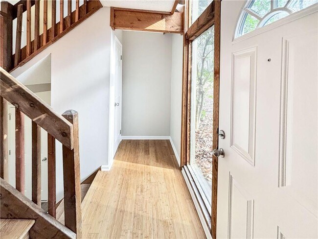 Photo - 1543 Hillhaven Dr