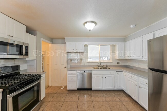 Photo - 1500 W 50th Ave
