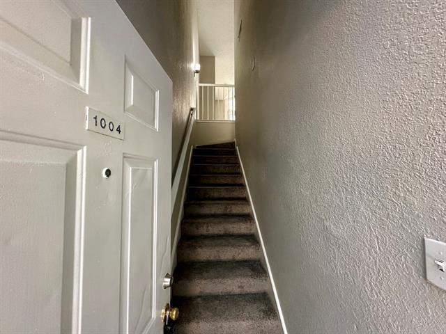 Photo - 9823 Summerwood Cir Unidad 1004