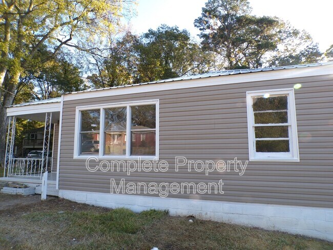 Photo - 7317 Queenstown Ave