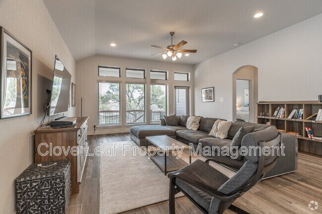 Building Photo - 1149 Cadogan Squire Rental
