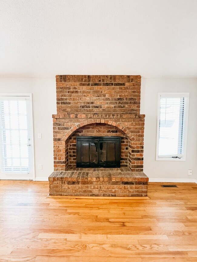 Southwest Springfield Kickapoo High Rental House Rental in Springfield, MO