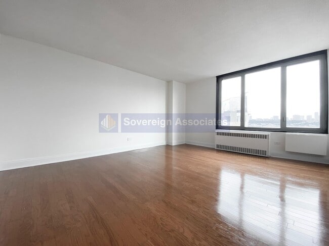 Photo - 3333 Broadway Unit B10D