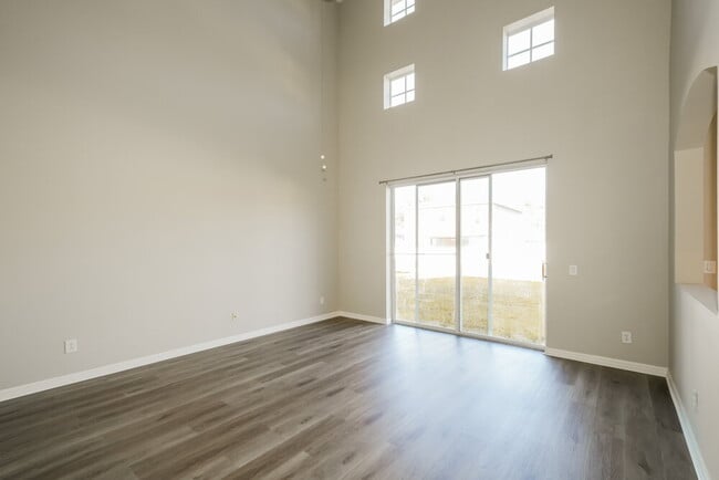 Photo - 4413 Huddlestone Dr