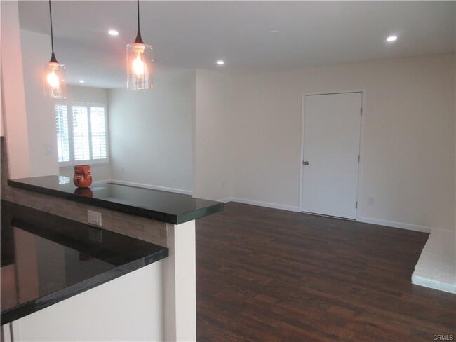 Building Photo - 20101 Superior St Rental