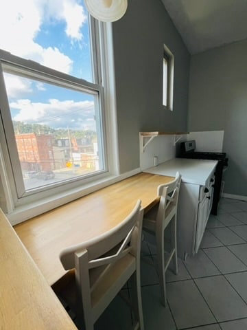 Building Photo - 5341 Carnegie St Unit Apartment 2