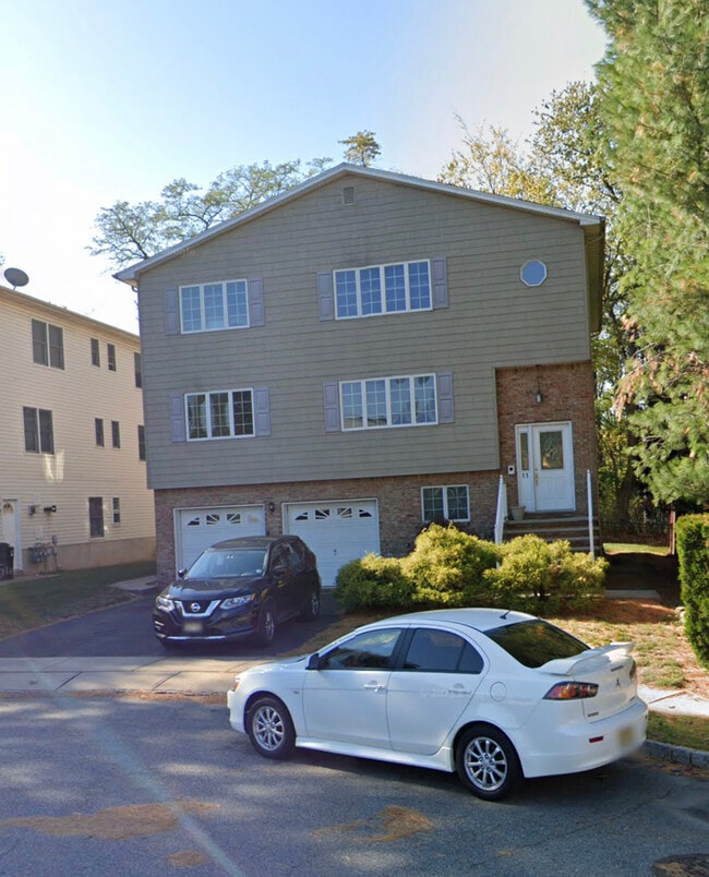 Building Photo - 11 Cozy Glen Ct Unit 1