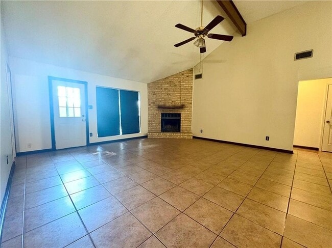 Photo - 1704 Admiral Nelson Dr