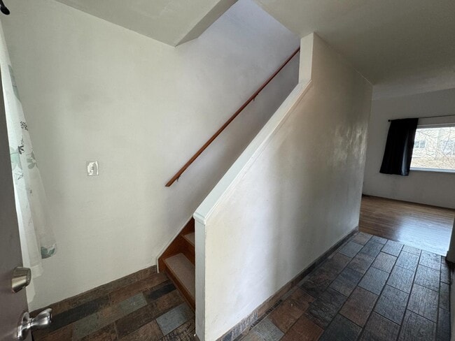 Photo - 255 N Michigan St