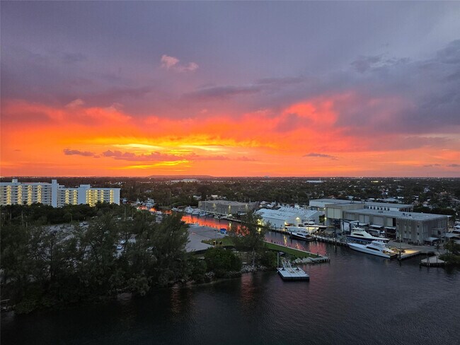 Photo - 1401 N Riverside Dr Unit 1007