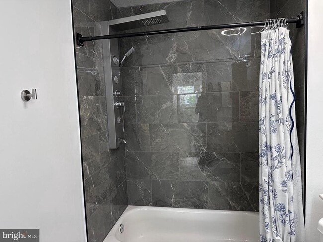 5960 Millrace Ct Unit B304