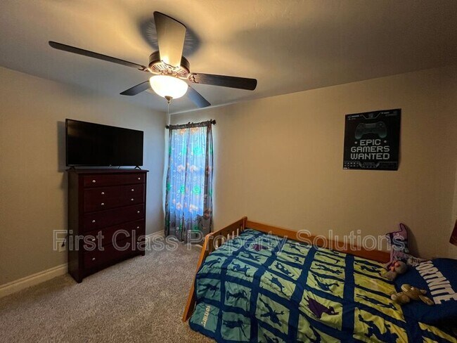 Photo - 3116 Drake Crest Dr