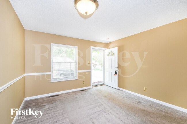 Photo - 6780 Lesli Mari Ct