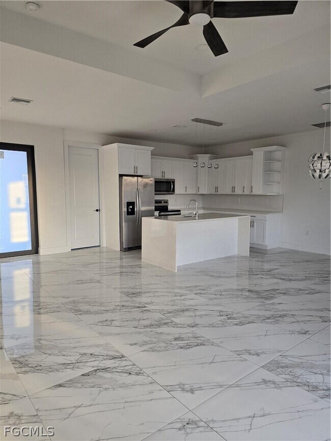 Photo - 2916 Nelson Rd N