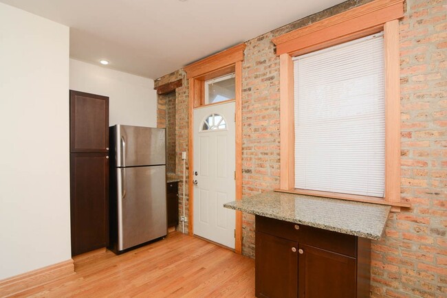 Photo - 2053 W Fullerton Ave Apartments Unit A02K