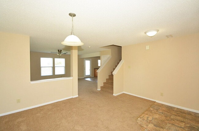 Photo - 5660 Grassy Bank Dr