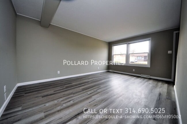 Photo - 301-307 Granada Dr