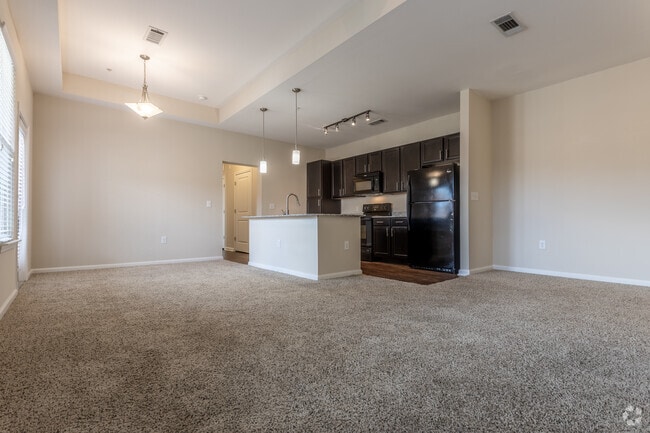 2 BR, 2 BA - 1202 SF