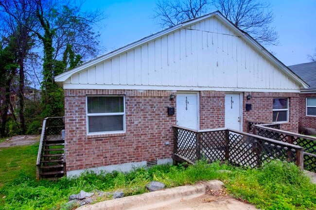 Photo - 1016 W 21st St Townhome