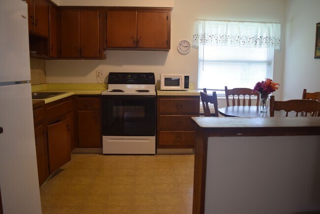 Photo - Fully Furnished Seasonal Unit in Jensen Beach Florida