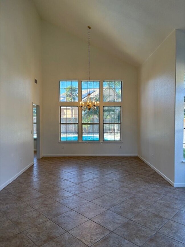 Photo - Stunning 5-Bedroom, 3-Bathroom Home with P...