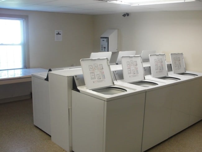 Laundry Facility - Lafayette Townhouses