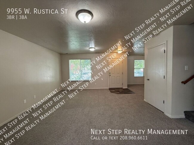 Photo - 9955 W Rustica St