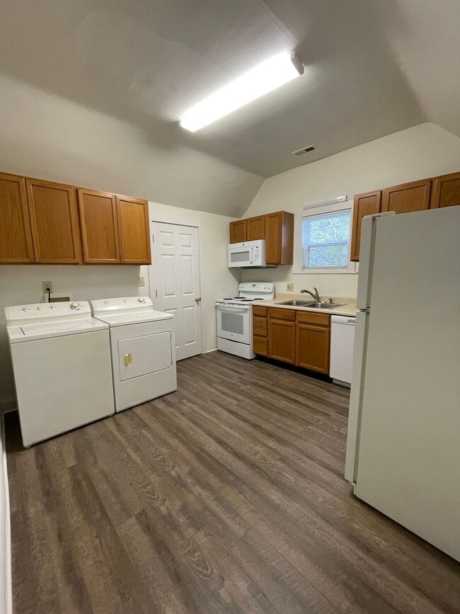 Photo - 14 S 26th St Unit 14 S 26th Apt. 1