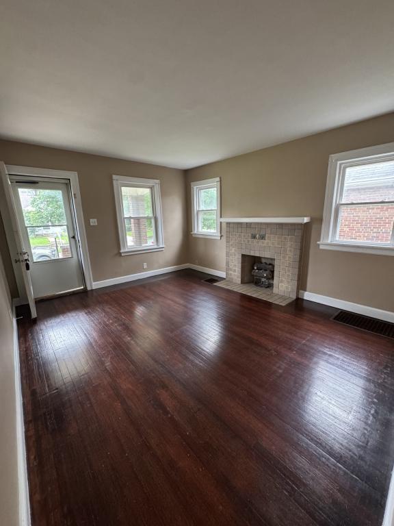 Photo - 8311 Jadwin St