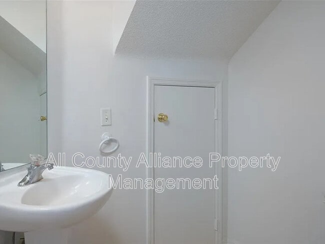 Photo - 4119 Gradstone Pl