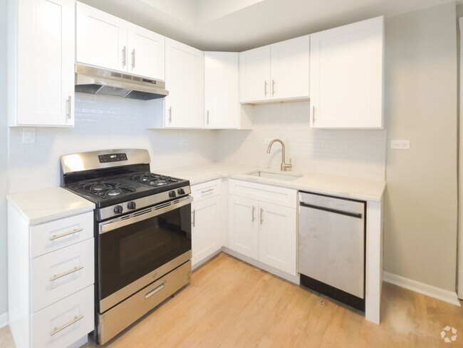 Building Photo - 1954 W Winona St Unit 1 Rental