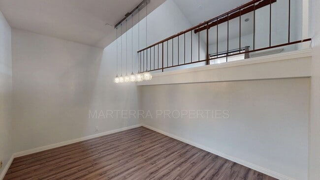 Photo - Beautiful 2 Bedroom Home in Costa Mesa