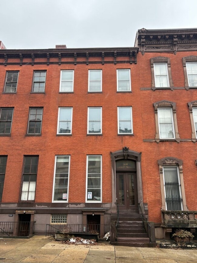 Building Photo - 1118 St Paul St Unit Apt 3F