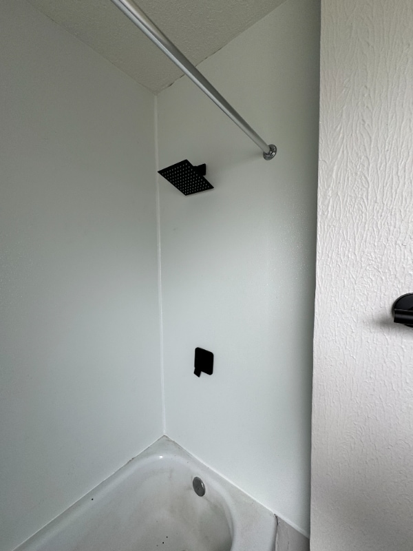 Building Photo - 3860 E 72nd St