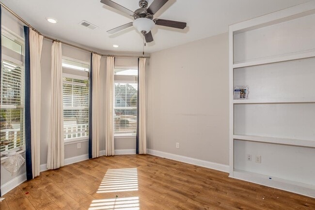 Photo - 1208 Ficus Dr