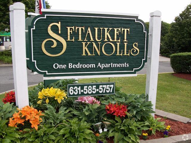 Setauket Knolls Garden Apartments - Setauket Knolls Garden Apartments