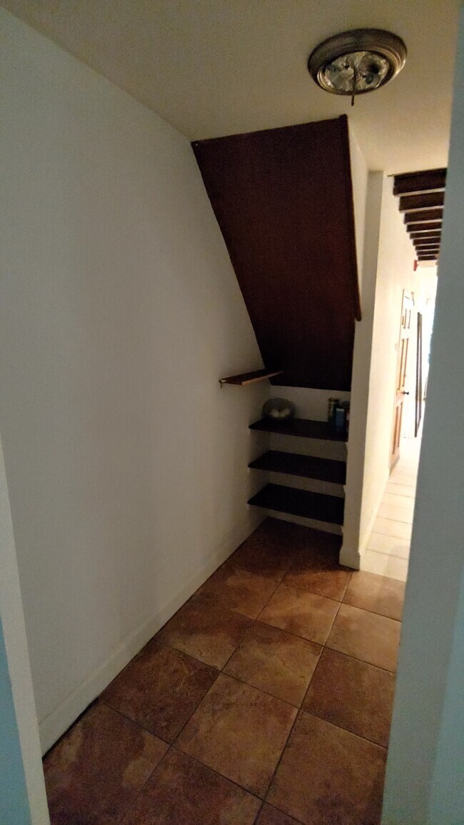 Photo - 218 Bainbridge St Unit 2