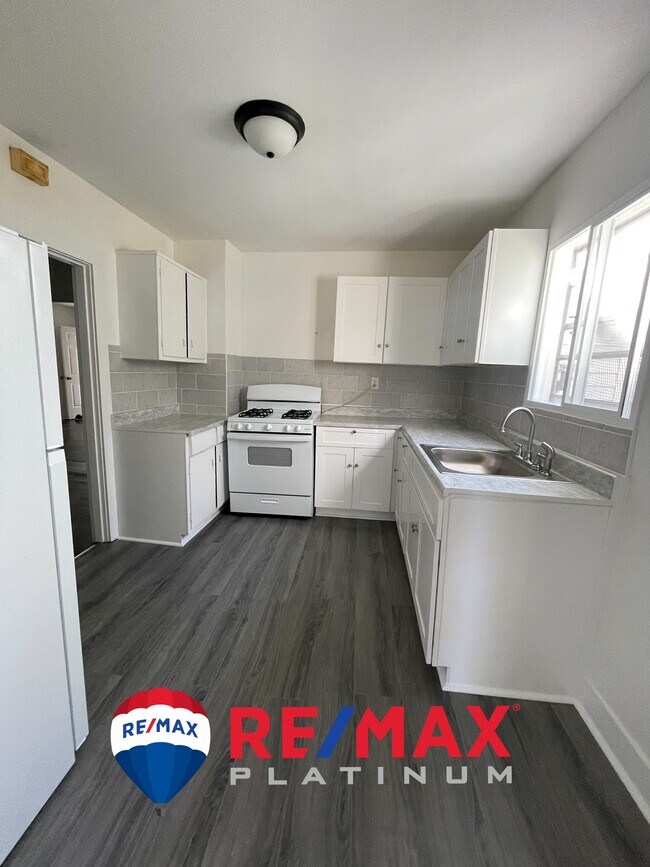 605 W 26th Ave