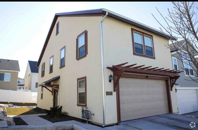 Building Photo - 1472 E Primrose Ln Rental
