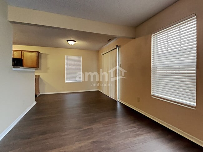 Photo - 1545 Fortner Dr