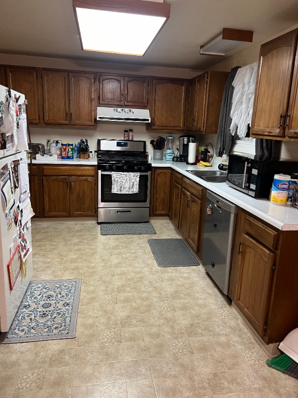 Photo - 2754 Phyllis Cir S