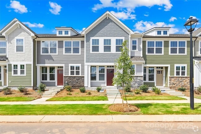 Building Photo - 1528 Cedar Tree Dr Rental
