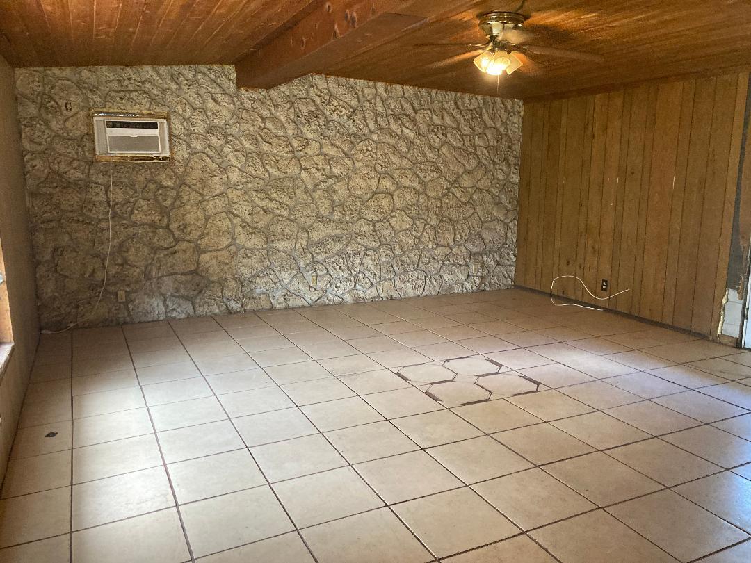 Photo - 119 Leona Dr