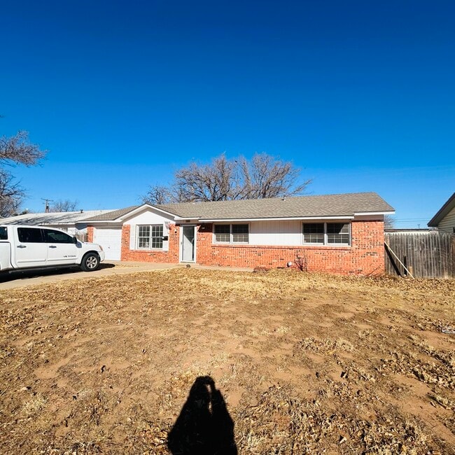 Building Photo - 1918 71st St