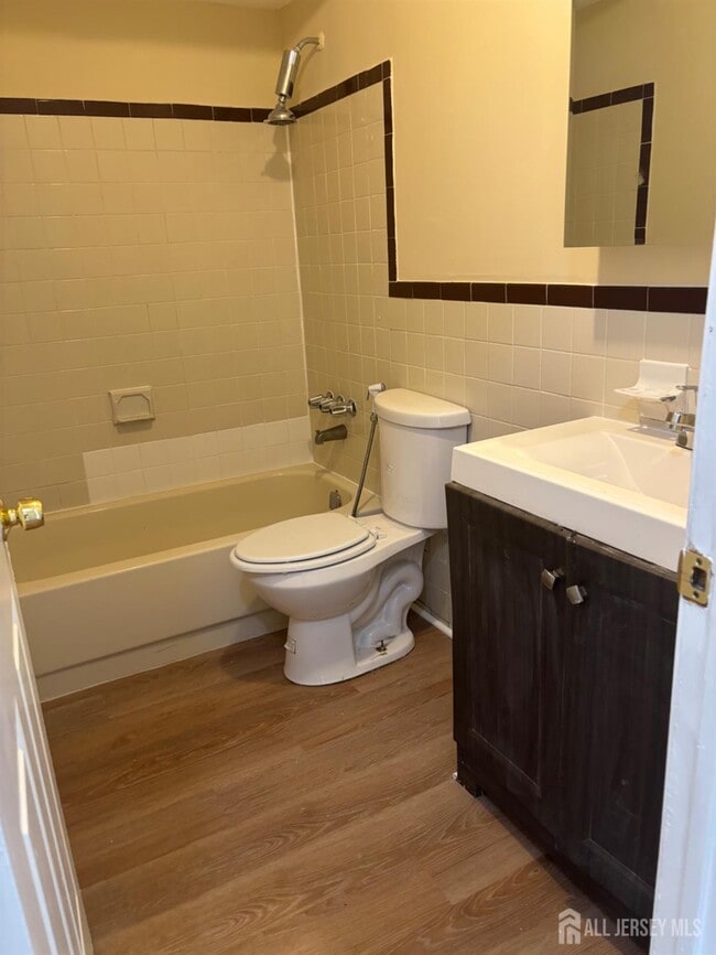 Photo - 101 Woodbridge Terrace Unidad A